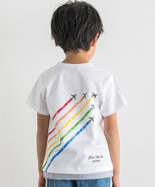 BeBe / べべ Tシャツ | 【ブルーインパルス】スモーク飛行プリント天竺半袖Tシャツ(90~140cm)（ホワイト）