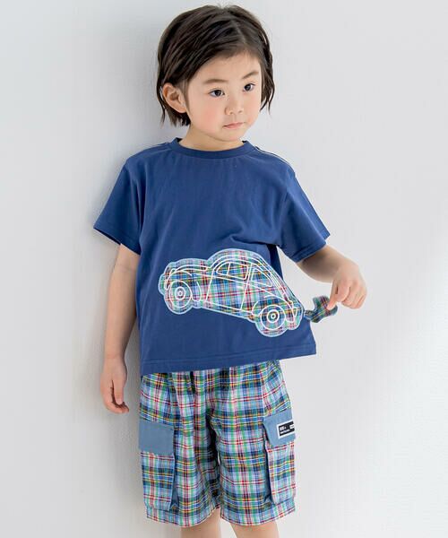 BeBe Petits Pois Vert / ベベ プチ ポワ ヴェール Tシャツ | 【接触冷感】車ケムリはみだしデザインＴシャツ(95~130cm) | 詳細3