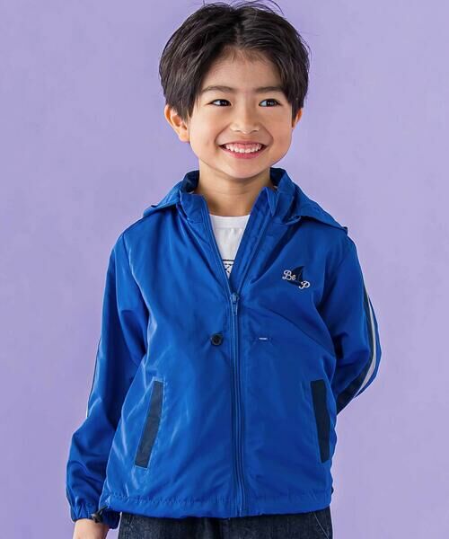 BeBe Petits Pois Vert / ベベ プチ ポワ ヴェール ナイロンジャケット | ドローコード付き配色タフタジャケット(95~150cm) | 詳細2