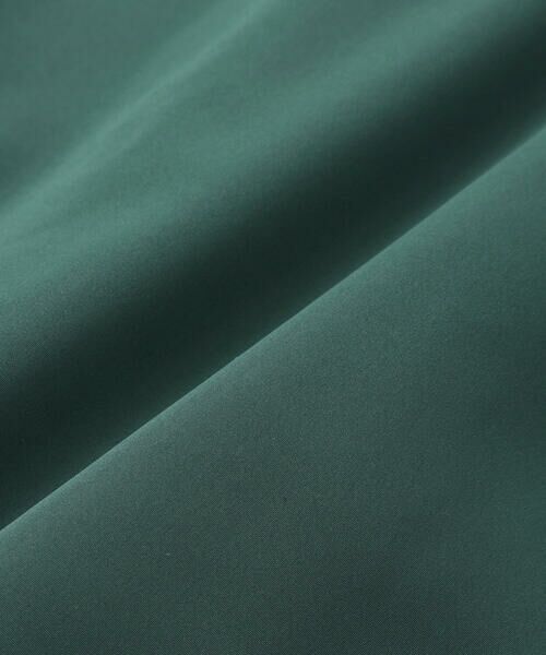 BeBe Petits Pois Vert / ベベ プチ ポワ ヴェール ナイロンジャケット | ドローコード付き配色タフタジャケット(95~150cm) | 詳細19