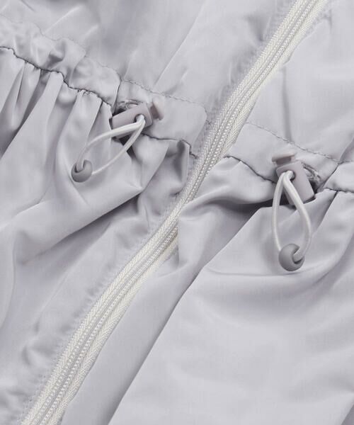 BeBe Petits Pois Vert / ベベ プチ ポワ ヴェール ナイロンジャケット | タフタバルーンジャケット(95~150cm) | 詳細10