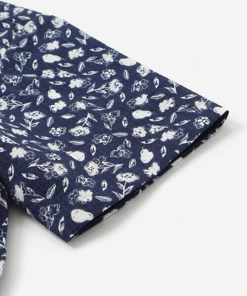 BeBe Petits Pois Vert / ベベ プチ ポワ ヴェール シャツ・ブラウス | 【お揃い】ボタニカル柄シャツ(95~150cm) | 詳細5