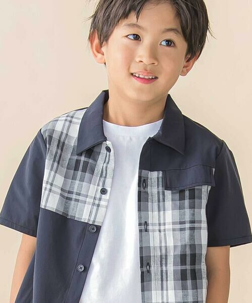 BeBe Petits Pois Vert / ベベ プチ ポワ ヴェール セットアップ | チェック＆無地切り替え半袖シャツ+ハーフパンツセットアップ(95~150cm) | 詳細4