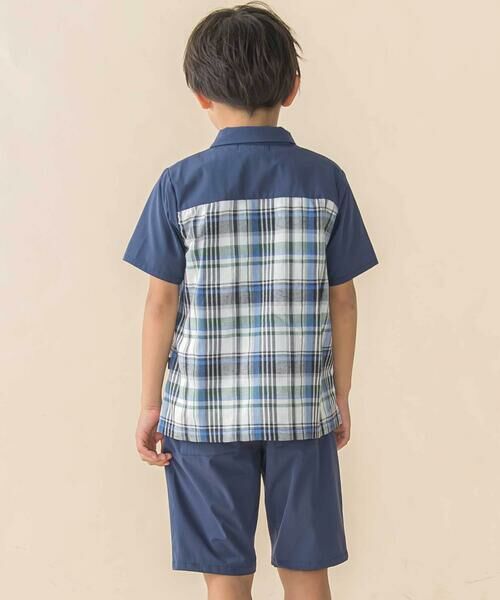 BeBe Petits Pois Vert / ベベ プチ ポワ ヴェール セットアップ | チェック＆無地切り替え半袖シャツ+ハーフパンツセットアップ(95~150cm) | 詳細9