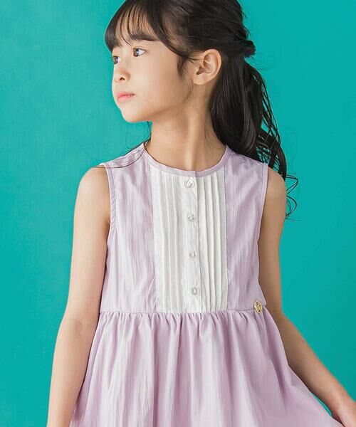 BeBe Petits Pois Vert / ベベ プチ ポワ ヴェール ミニ丈・ひざ丈ワンピース | 【店舗限定】配色フロントタックノースリーブワンピース(95~150cm)<br> | 詳細4