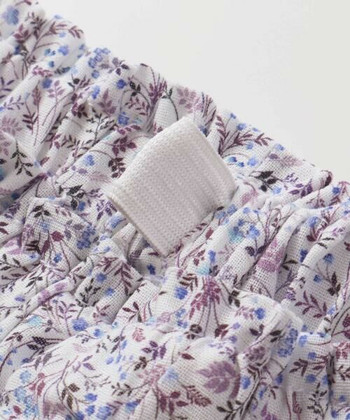BeBe Petits Pois Vert / ベベ プチ ポワ ヴェール セットアップ | 【店舗限定】花柄スクエアフリルチュニック+ショートパンツセット(95~150cm)<br> | 詳細22