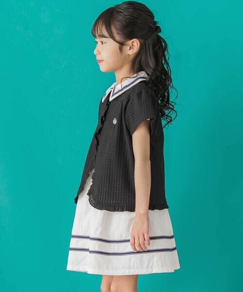 BeBe Petits Pois Vert / ベベ プチ ポワ ヴェール カーディガン・ボレロ | 【店舗限定】格子編みカットソーフリル半袖ボレロ(95~150cm)<br> | 詳細17