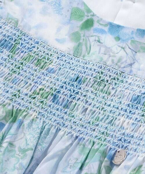 BeBe Petits Pois Vert / ベベ プチ ポワ ヴェール ミニ丈・ひざ丈ワンピース | 花柄スモッキングワンピース(95~150cm) | 詳細12