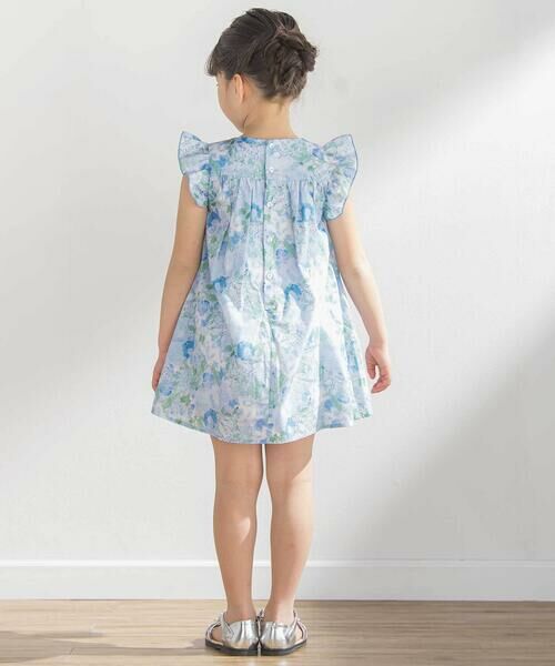 BeBe Petits Pois Vert / ベベ プチ ポワ ヴェール ミニ丈・ひざ丈ワンピース | 花柄スモッキングワンピース(95~150cm) | 詳細7