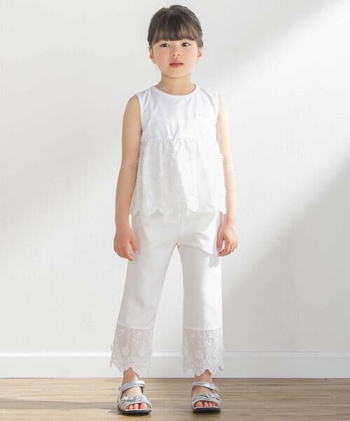 BeBe Petits Pois Vert/ベベ プチ ポワ ヴェール 立体花綿刺しゅうレースセットアップ(95~150cm) ホワイト 100cm BeBe Petits Pois Vert/ベベ プチ ポワ ヴェール 立体花綿刺しゅうレースセットアップ(95~150cm) ホワイト 100cm