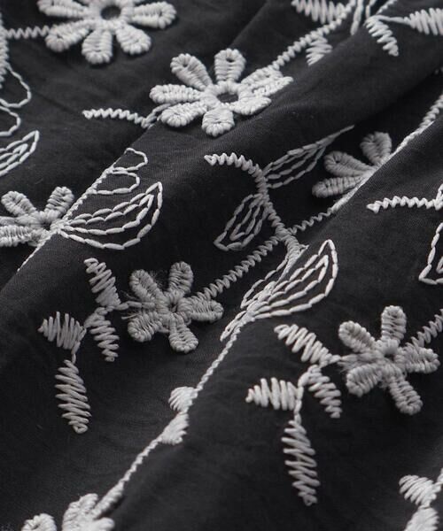 BeBe Petits Pois Vert / ベベ プチ ポワ ヴェール セットアップ | 立体花綿刺しゅうレースセットアップ(95~150cm) | 詳細20