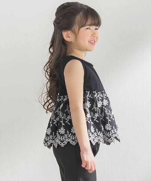 BeBe Petits Pois Vert / ベベ プチ ポワ ヴェール セットアップ | 立体花綿刺しゅうレースセットアップ(95~150cm) | 詳細9