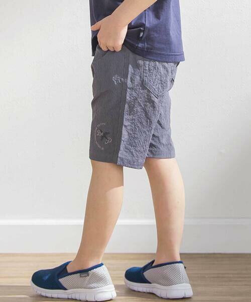 BeBe Petits Pois Vert / ベベ プチ ポワ ヴェール ショート・ハーフ・半端丈パンツ | 裾刺しゅうハーフパンツ(95~150cm) | 詳細6