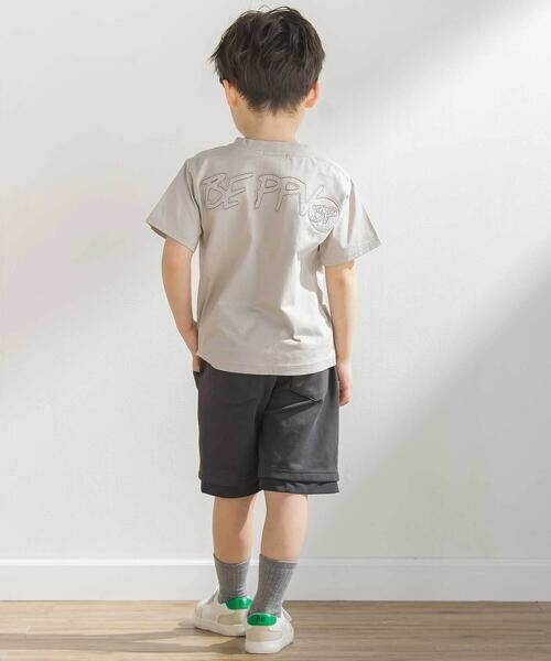 BeBe Petits Pois Vert / ベベ プチ ポワ ヴェール Tシャツ | パッチワークロゴ天竺Tシャツ(95~160cm) | 詳細10