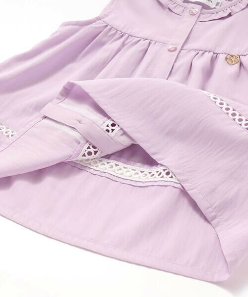 BeBe Petits Pois Vert / ベベ プチ ポワ ヴェール セットアップ | 【店舗限定】切り替えレースブラウス＋ショートパンツセットアップ(95~150cm) | 詳細16