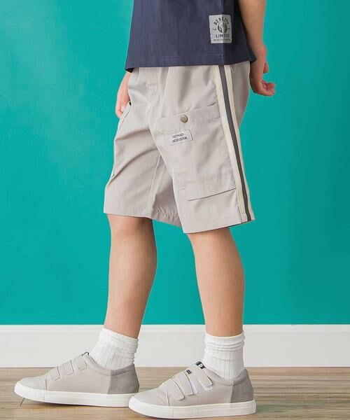 BeBe Petits Pois Vert / ベベ プチ ポワ ヴェール ショート・ハーフ・半端丈パンツ | 【店舗限定】【速乾】タフタサイドラインハーフパンツ(95~150cm) | 詳細8