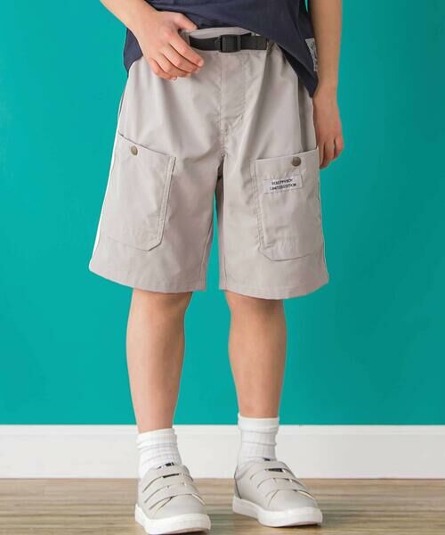 BeBe Petits Pois Vert / ベベ プチ ポワ ヴェール ショート・ハーフ・半端丈パンツ | 【店舗限定】【速乾】タフタサイドラインハーフパンツ(95~150cm)(グレー)