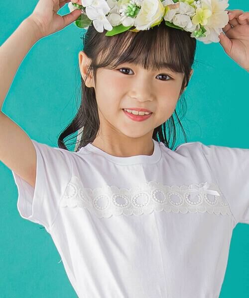 BeBe Petits Pois Vert / ベベ プチ ポワ ヴェール Tシャツ | 【店舗限定】スカラップ丸レーステープ切り替え天竺半袖Tシャツ(95~160cm) | 詳細3