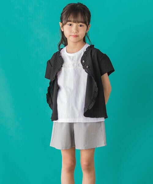 BeBe Petits Pois Vert / ベベ プチ ポワ ヴェール Tシャツ | 【店舗限定】スカラップ丸レーステープ切り替え天竺半袖Tシャツ(95~160cm) | 詳細4