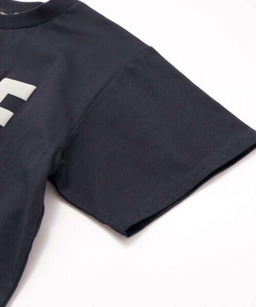 BeBe Petits Pois Vert / ベベ プチ ポワ ヴェール Tシャツ | 【店舗限定】立体ロゴプリント天竺半袖Tシャツ(95~160cm) | 詳細14