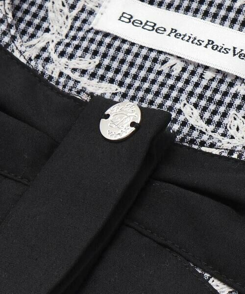 BeBe Petits Pois Vert / ベベ プチ ポワ ヴェール ミニ丈・ひざ丈ワンピース | ギンガムチェック花柄プリントワンピース(95~150cm) | 詳細9