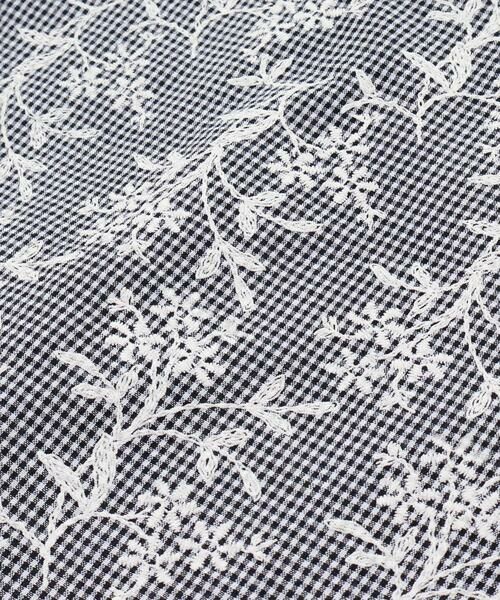 BeBe Petits Pois Vert / ベベ プチ ポワ ヴェール ミニ丈・ひざ丈ワンピース | ギンガムチェック花柄プリントワンピース(95~150cm) | 詳細14