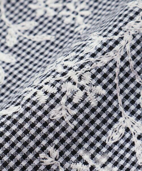 BeBe Petits Pois Vert / ベベ プチ ポワ ヴェール ミニ丈・ひざ丈ワンピース | ギンガムチェック花柄プリントワンピース(95~150cm) | 詳細15