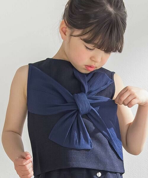 BeBe Petits Pois Vert / ベベ プチ ポワ ヴェール シャツ・ブラウス | 【前後着用可能】ノースリーブブラウス+タックキュロットパンツセットアップ(95~150cm) | 詳細4