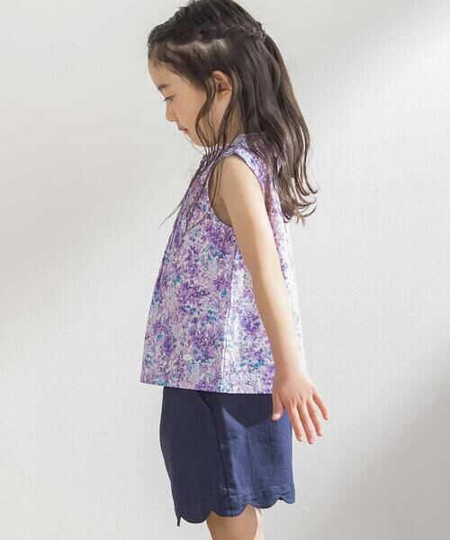 BeBe Petits Pois Vert / ベベ プチ ポワ ヴェール シャツ・ブラウス | 花柄Aラインノースリーブブラウス(95~150cm) | 詳細8