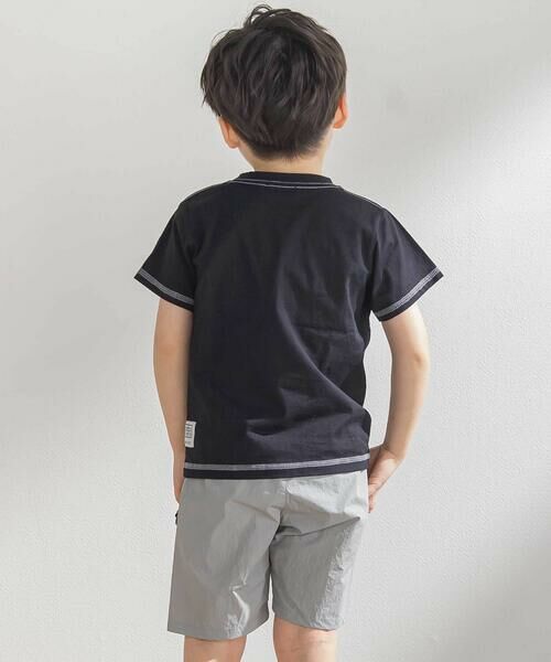 BeBe Petits Pois Vert / ベベ プチ ポワ ヴェール Tシャツ | 配色ステッチ立体ロゴプリント半袖Tシャツ(95~160cm) | 詳細7