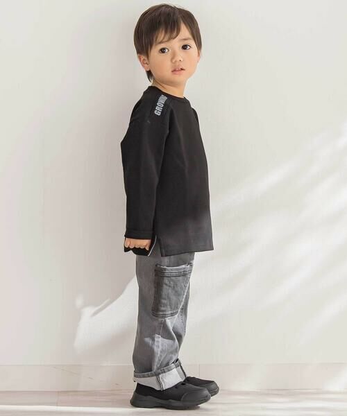 BeBe Petits Pois Vert / ベベ プチ ポワ ヴェール スウェット | 【店舗限定】ショルダーロゴ刺しゅうポンチ長袖トレーナー(95~150cm) | 詳細2