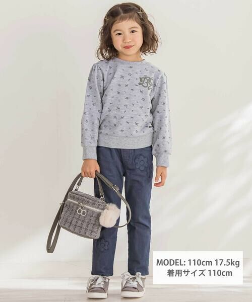 BeBe Petits Pois Vert / ベベ プチ ポワ ヴェール スウェット | 【店舗限定】花柄インクジェット裏毛長袖トレーナー(95~150cm) | 詳細3