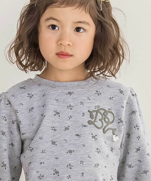 BeBe Petits Pois Vert / ベベ プチ ポワ ヴェール スウェット | 【店舗限定】花柄インクジェット裏毛長袖トレーナー(95~150cm) | 詳細5