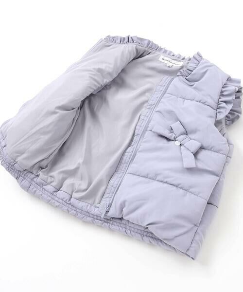 BeBe Petits Pois Vert / ベベ プチ ポワ ヴェール ベスト | 【店舗限定】リボンフリルタフタ中綿ベスト(95~150cm) | 詳細14
