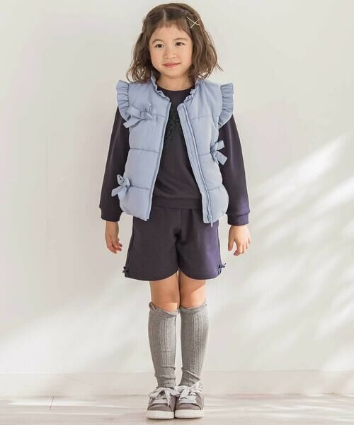 BeBe Petits Pois Vert / ベベ プチ ポワ ヴェール ベスト | 【店舗限定】リボンフリルタフタ中綿ベスト(95~150cm) | 詳細4