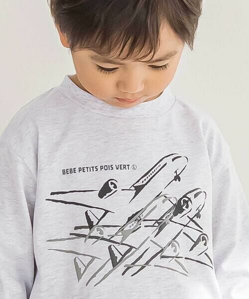 BeBe Petits Pois Vert / ベベ プチ ポワ ヴェール Tシャツ | 【店舗限定】飛行機発泡プリント天竺長袖Tシャツ(95~150cm) | 詳細7