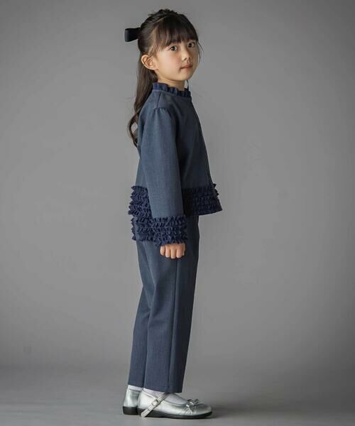 BeBe Petits Pois Vert / ベベ プチ ポワ ヴェール セットアップ | シフォンフリルブラウス+ロングパンツセットアップ(95~150cm) | 詳細2