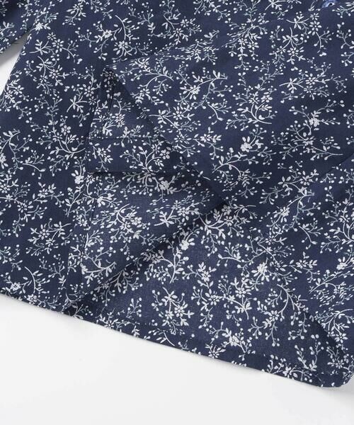 BeBe Petits Pois Vert / ベベ プチ ポワ ヴェール シャツ・ブラウス | スカラップ襟ブロード花柄シャツ(110~150cm) | 詳細12