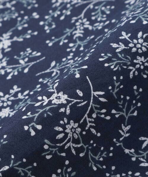 BeBe Petits Pois Vert / ベベ プチ ポワ ヴェール シャツ・ブラウス | スカラップ襟ブロード花柄シャツ(110~150cm) | 詳細13