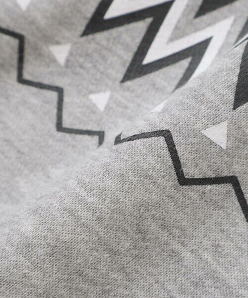 BeBe Petits Pois Vert / ベベ プチ ポワ ヴェール ミニ丈・ひざ丈ワンピース | 【店舗限定】ノルディック切替長袖ワンピース(95~150cm) | 詳細19