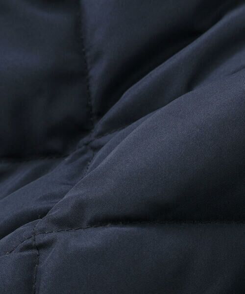 BeBe Petits Pois Vert / ベベ プチ ポワ ヴェール テーラードジャケット | 【店舗限定】タフタフリルキルトダウンジャケット(95~160cm) | 詳細15