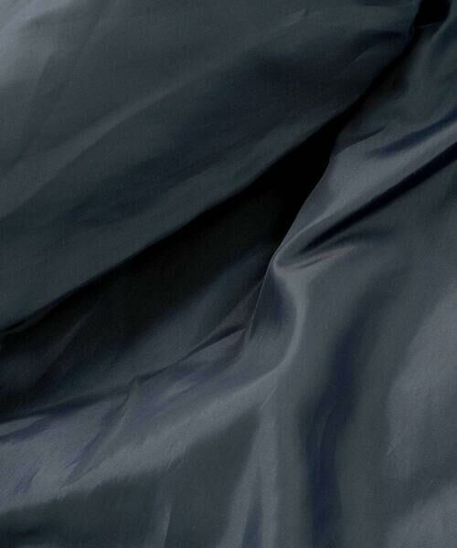 BeBe Petits Pois Vert / ベベ プチ ポワ ヴェール テーラードジャケット | 【店舗限定】タフタフリルキルトダウンジャケット(95~160cm) | 詳細18