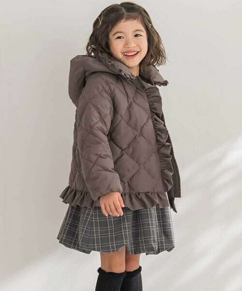 BeBe Petits Pois Vert / ベベ プチ ポワ ヴェール テーラードジャケット | 【店舗限定】タフタフリルキルトダウンジャケット(95~160cm) | 詳細20