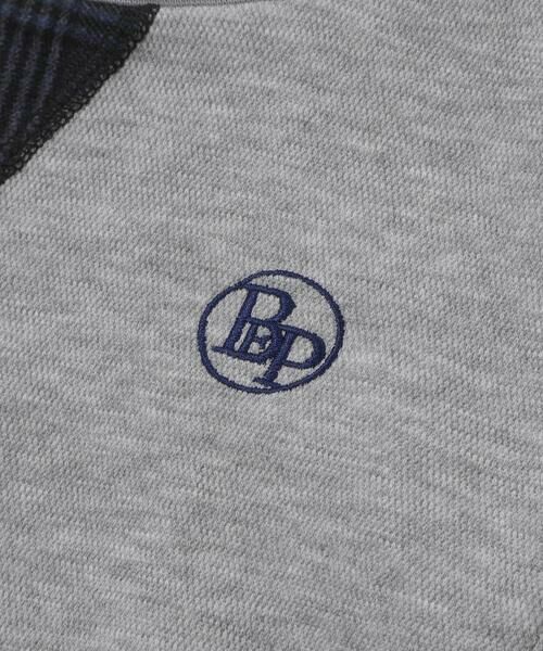 BeBe Petits Pois Vert / ベベ プチ ポワ ヴェール スウェット | 【店舗限定】【お揃い】カノコボンディングチェックジャガード切り替えトレーナー(95~150cm) | 詳細14