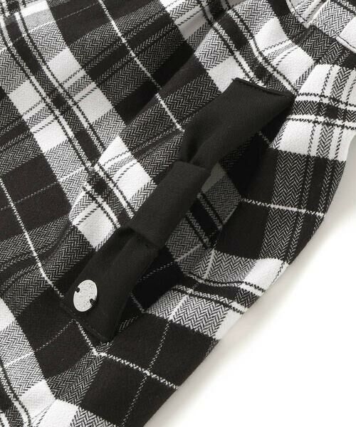 BeBe Petits Pois Vert / ベベ プチ ポワ ヴェール ミニ・ひざ丈スカート | 【店舗限定】【お揃い】センタータックチェックスカート(95~150cm) | 詳細10