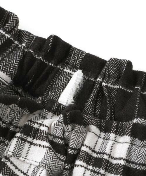 BeBe Petits Pois Vert / ベベ プチ ポワ ヴェール ミニ・ひざ丈スカート | 【店舗限定】【お揃い】センタータックチェックスカート(95~150cm) | 詳細13