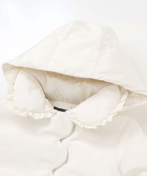 BeBe Petits Pois Vert / ベベ プチ ポワ ヴェール その他アウター | フリル襟スカラップタフタダウンコート(95~160cm) | 詳細7