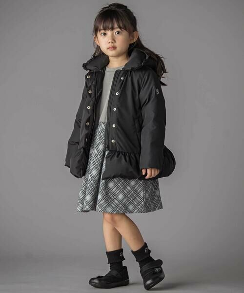 BeBe Petits Pois Vert / ベベ プチ ポワ ヴェール その他アウター | フリル襟スカラップタフタダウンコート(95~160cm) | 詳細20