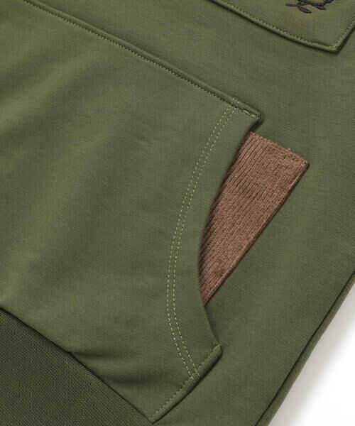 BeBe Petits Pois Vert / ベベ プチ ポワ ヴェール スウェット | エンブレム刺しゅう裏毛トレーナー(95~150cm) | 詳細15