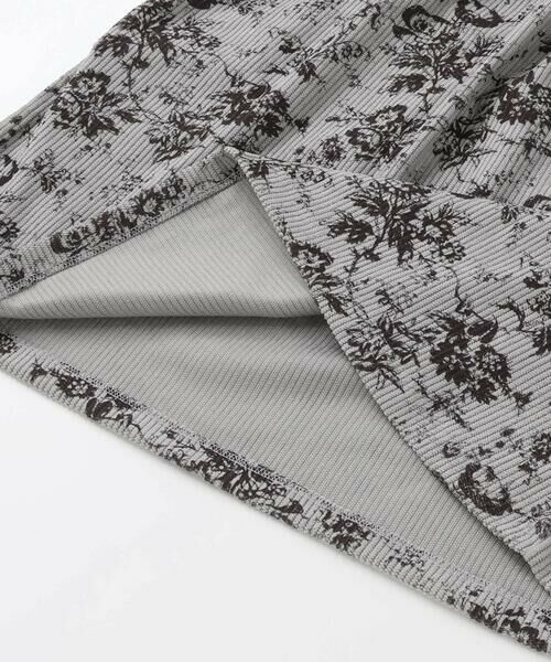 BeBe Petits Pois Vert / ベベ プチ ポワ ヴェール ミニ丈・ひざ丈ワンピース | 【店舗限定】花柄コールテンフリルワンピース(95~150cm) | 詳細14